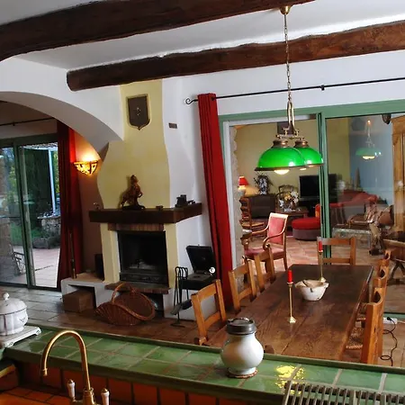 Holiday home Le Mas Des Nevieres